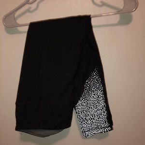 Cropped black leggings